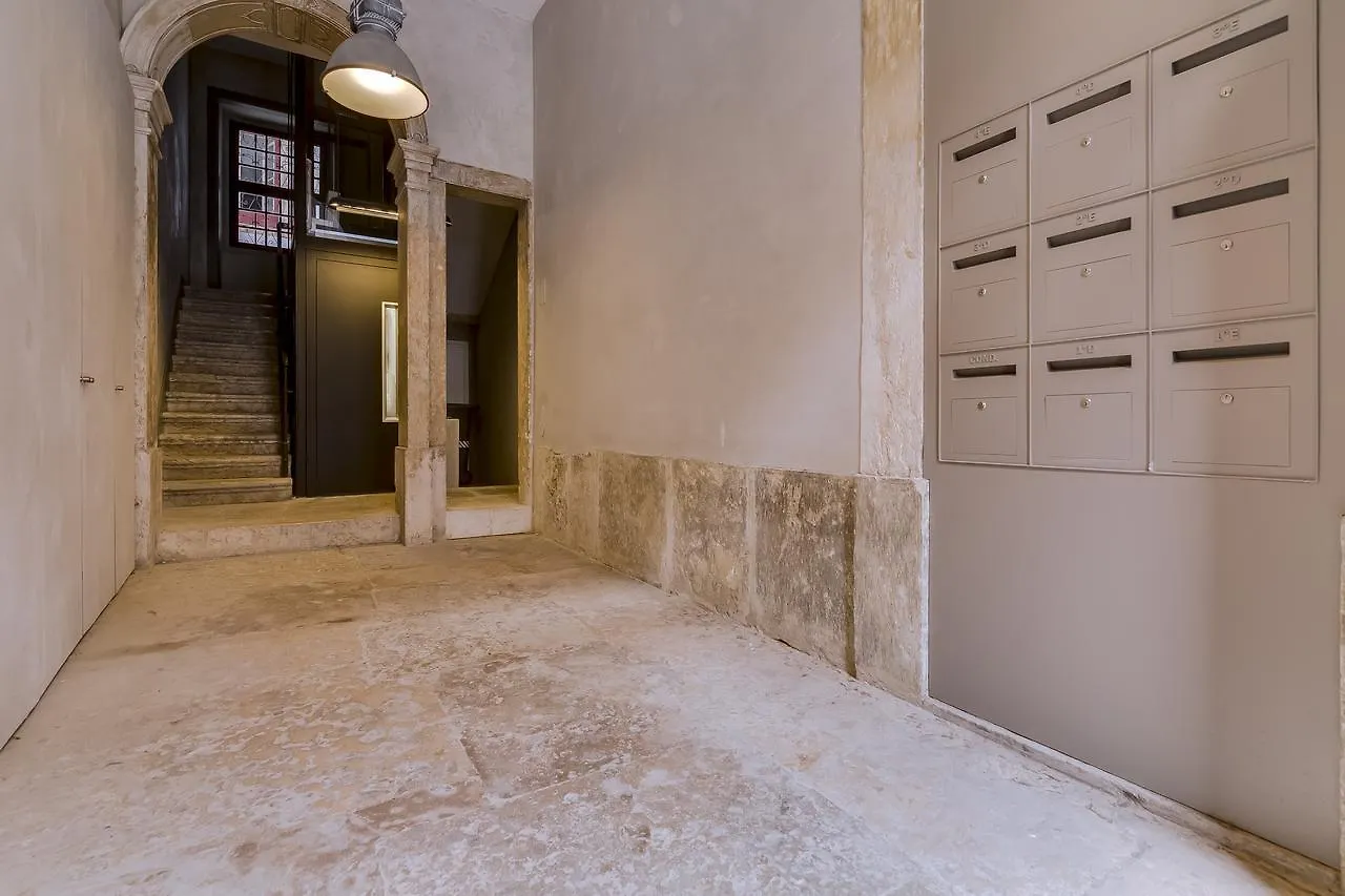 Boavista By Lisbon Inside Out Apartment